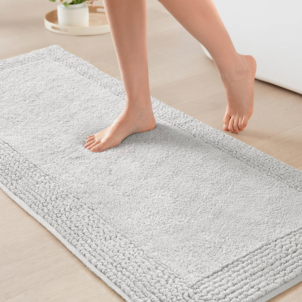 21"×34" White Reversible Tufted Cotton Bath Rug, 3000GSM Absorbent Quick Dry Bathroom Mat