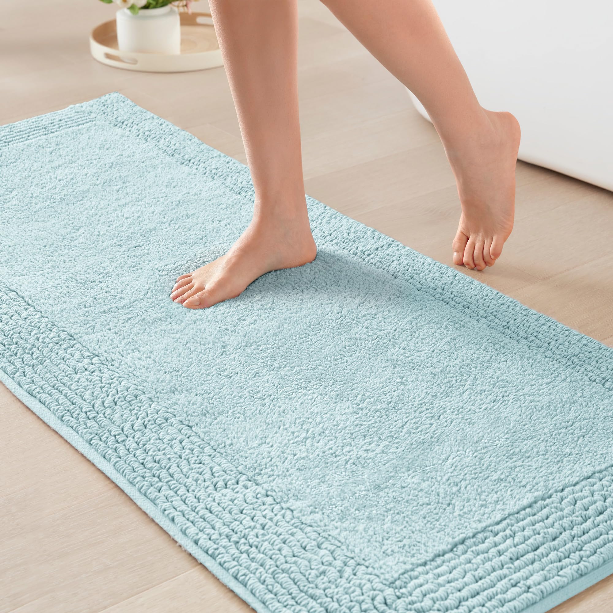 21"×34" White Reversible Tufted Cotton Bath Rug, 3000GSM Absorbent Quick Dry Bathroom Mat