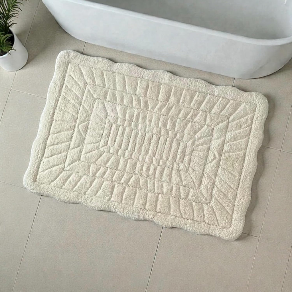 100% Cotton Bath Rug, 2200 GSM Plush Tufted Bath Mat, Soft Absorbent Luxury Bathroom Rug, Machine Washable, 36" x 24" Ivory