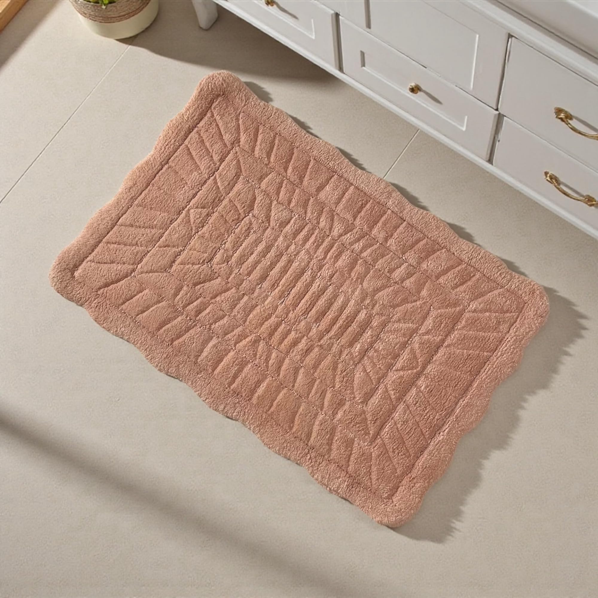 100% Cotton Bath Rug, 2200 GSM Plush Tufted Bath Mat, Soft Absorbent Luxury Bathroom Rug, Machine Washable, 36" x 24" Ivory
