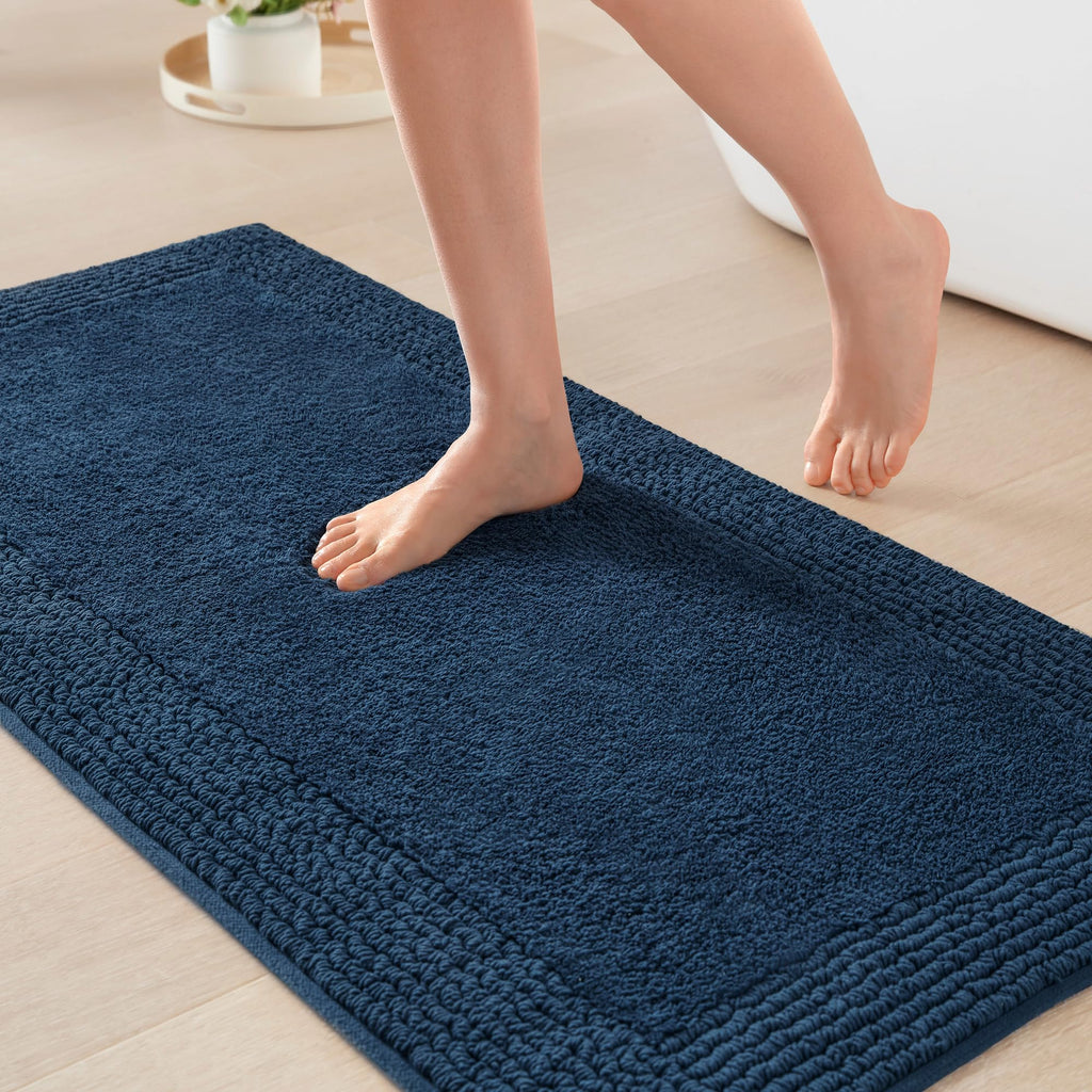 21"×34" White Reversible Tufted Cotton Bath Rug, 3000GSM Absorbent Quick Dry Bathroom Mat